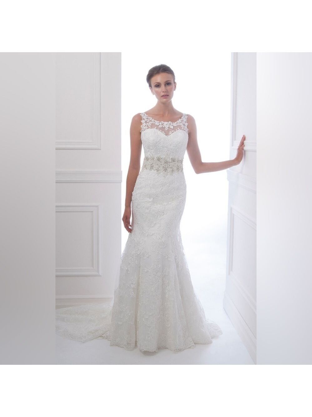 Alfred Sung 2014 timeless classy fitted sweetheart neckline lace wedding dress 8
